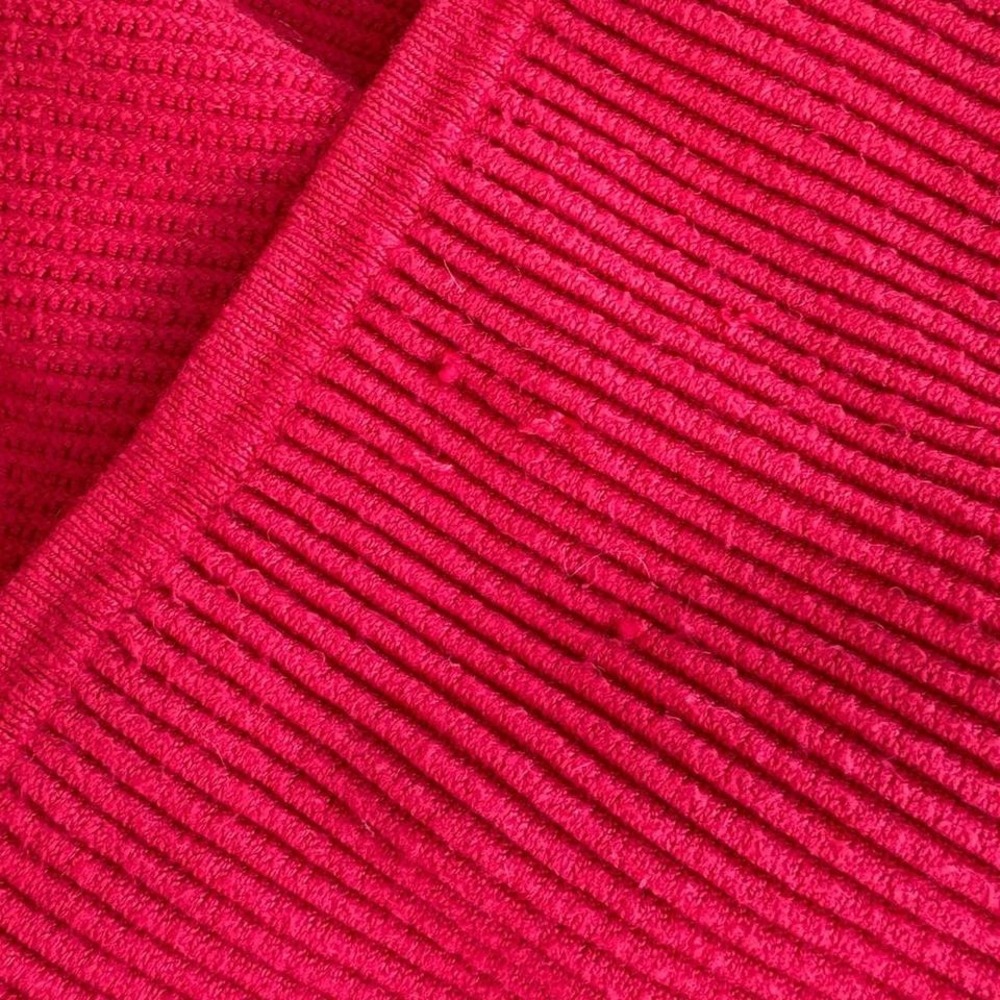 Red knit sweater with knit-esque design - Picture 4 of 4